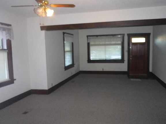 4th image of 9614 C St E
