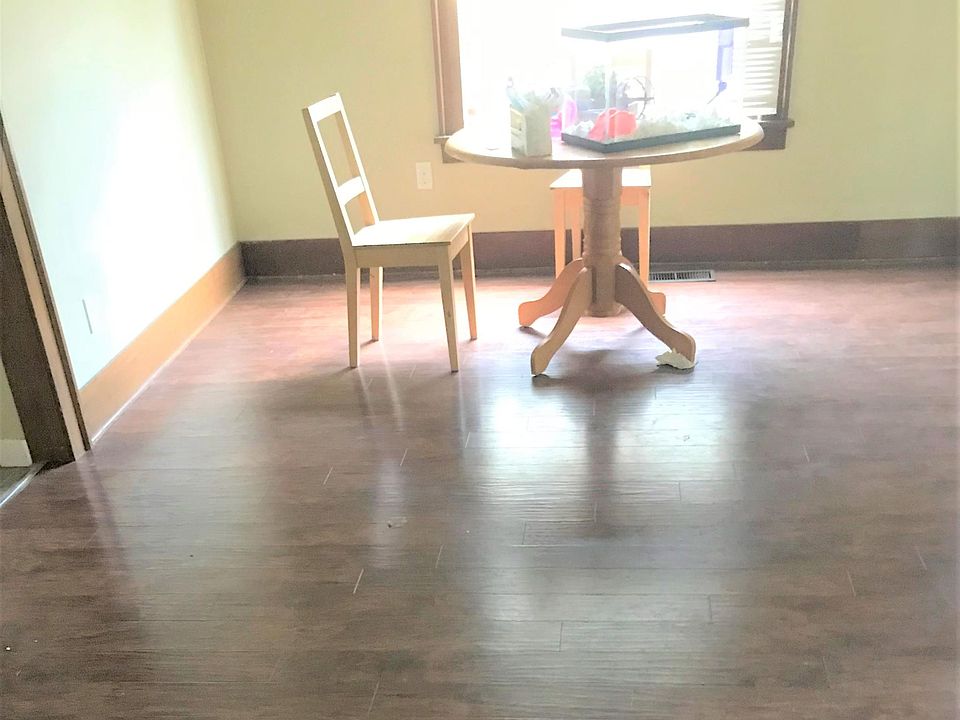 1st image of 4200 Pasadena Pl NE APT 1