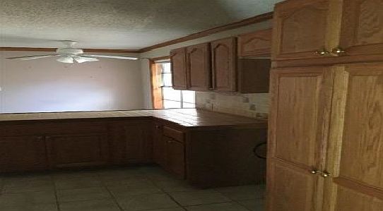 5th image of 806 Eagle Dr