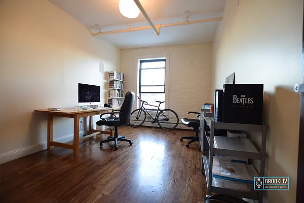 Rented by null | media 19