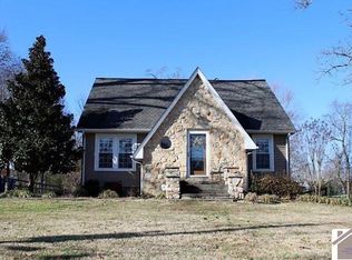 307 N 10th St, Murray, KY 42071