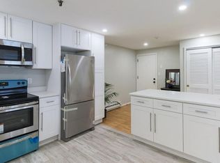 69 Spencer Rd APT 18J, Boxboro, MA 01719