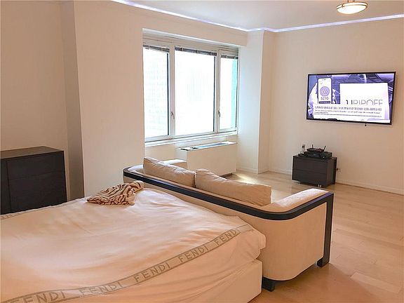 2nd image of 322 W 57th St APT 36Q