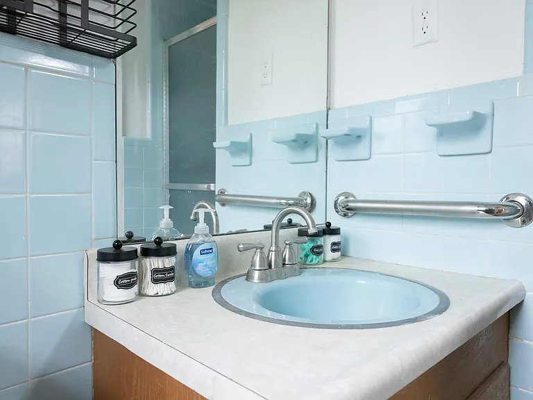 1715 Rodden Dr — Photo 30