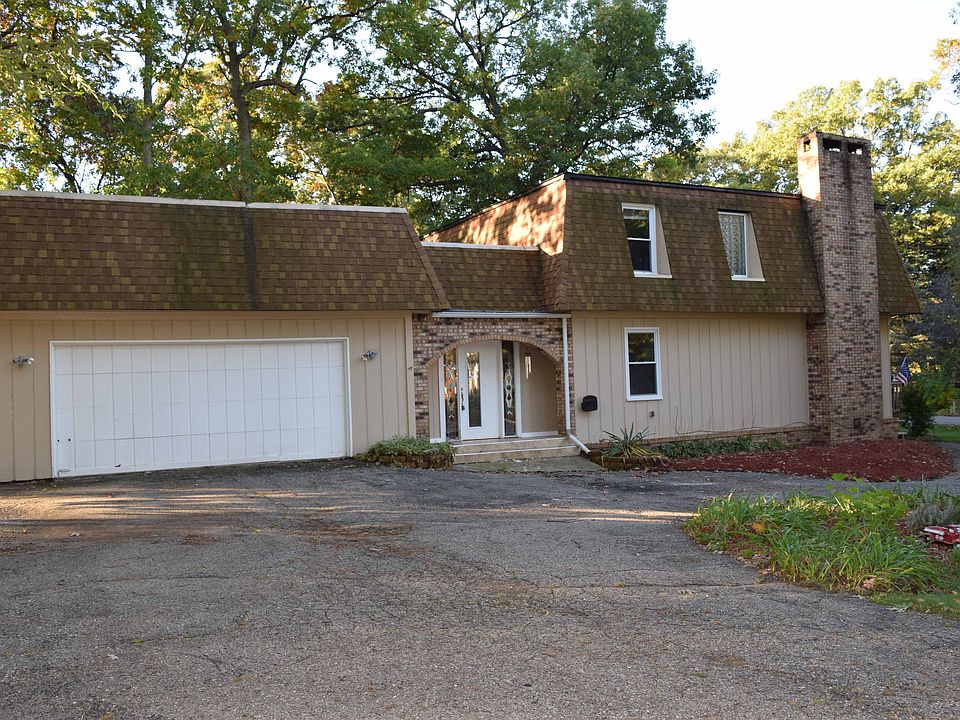 1st image of 3380 Coventry Dr