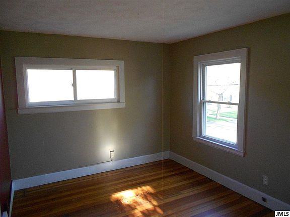 2nd image of 717 Elmwood Ave