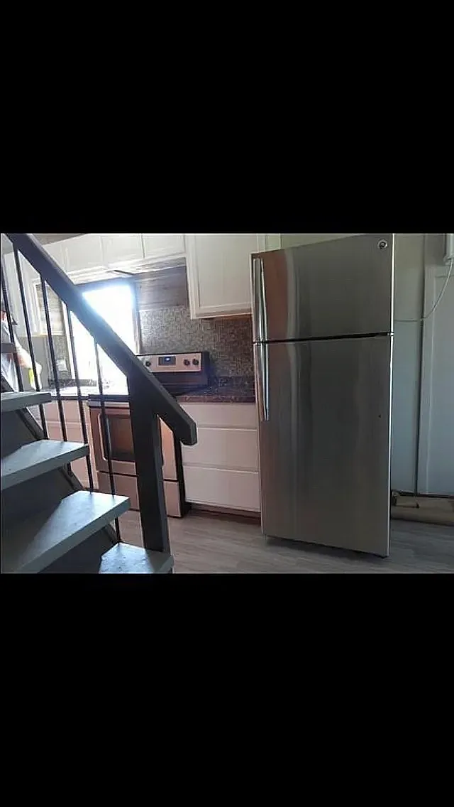 1 bed, 360 sqft, $900 — Photo 1