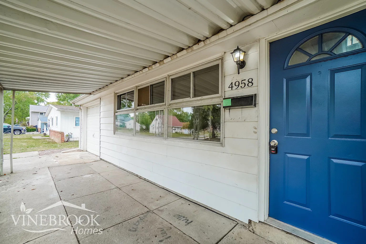 4958 Folger Dr photo 1
