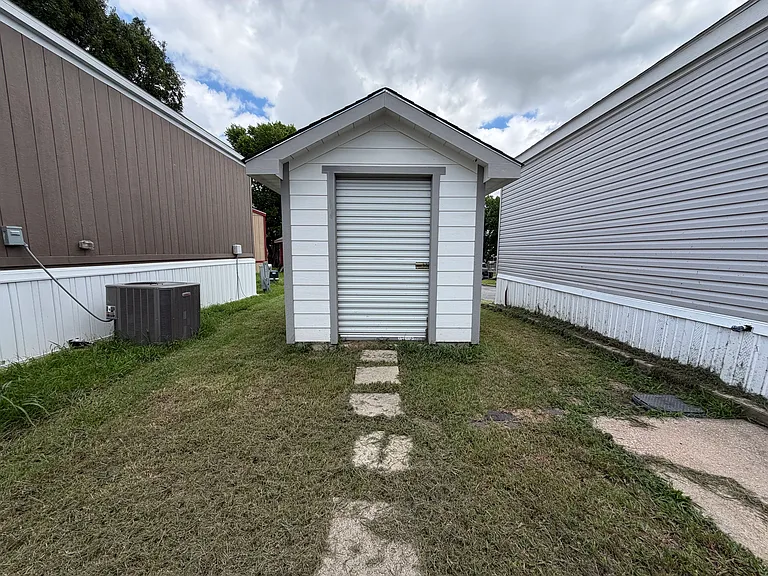 709 N Collins Fwy #156 — Photo 22