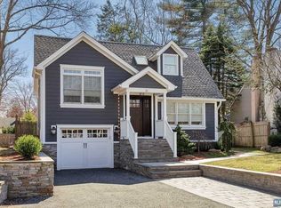 31 Beech St, Westwood, NJ 07675