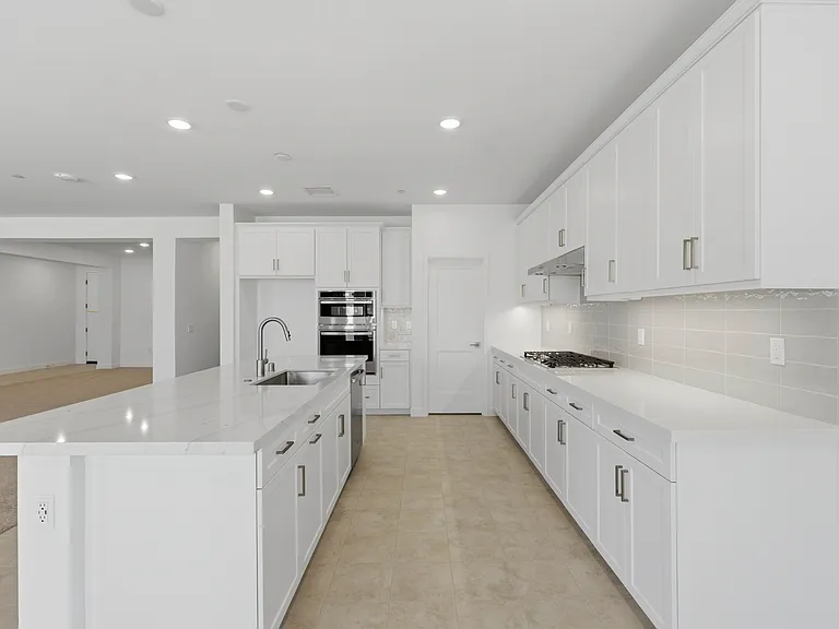11647 Saddleback Dr — Photo 5