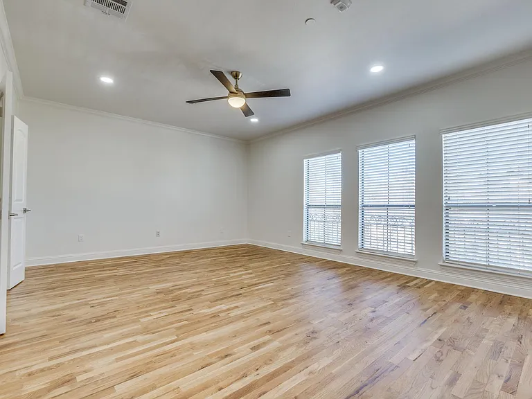 4210 Prescott Ave — Photo 18