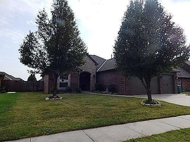 1st image of 4708 SW 124th Pl