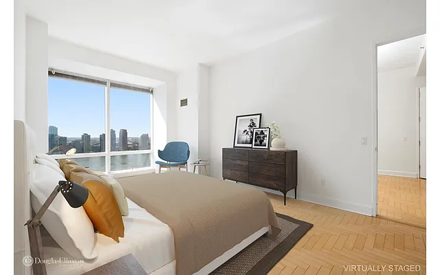 Rented by Douglas Elliman | media 22