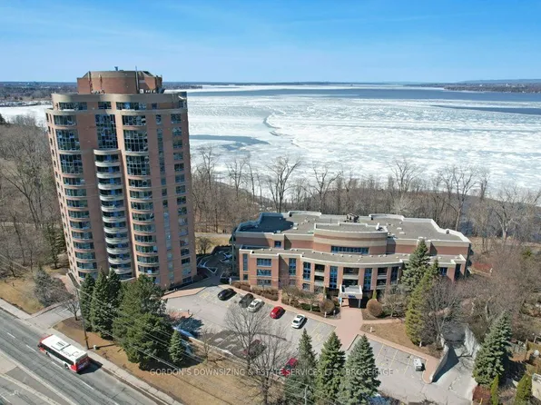 3099 Carling Ave #103, Ottawa, ON K2H 5A6