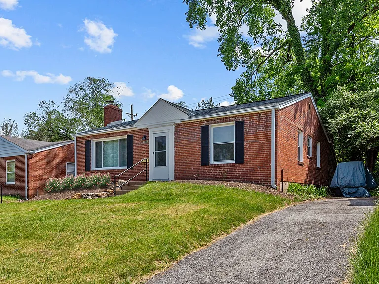 7812 Drexel Dr — Photo 22