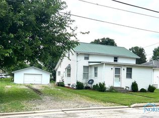 318 W Fairview St, Upper Sandusky, OH 43351