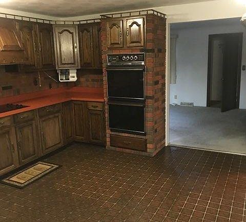 3rd image of 625 61st St APT A