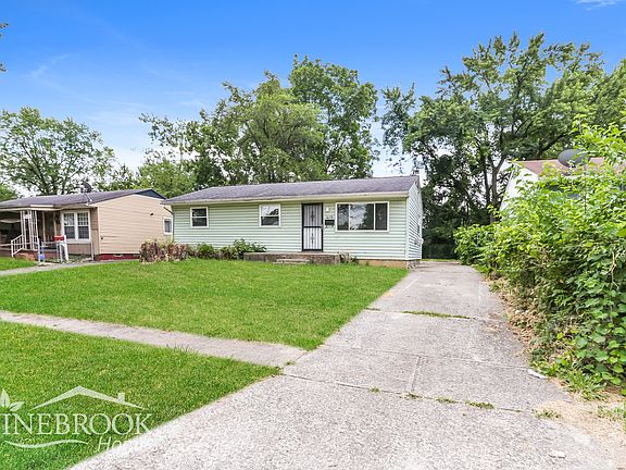 2nd image of 1679 Cordell Ave