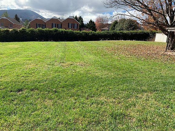 3rd image of 5041 Pleasant Hill Dr #5041