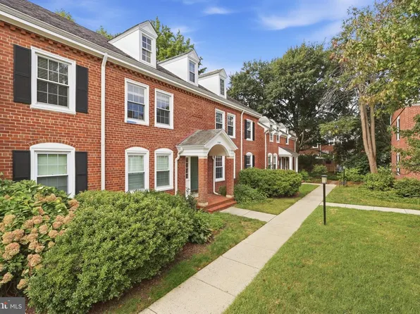 3468 S Stafford St APT A2, Arlington, VA 22206