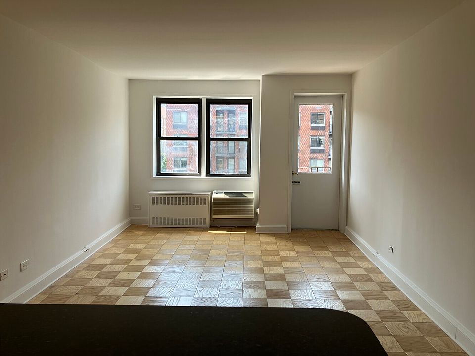 1st image of 77 W 15th St #512