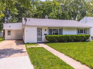 1014 N Main St, Pontiac, IL 61764