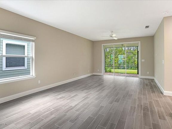 5th image of 2896 Lucena Ln
