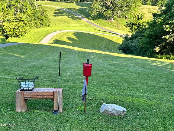 3rd image of 411 Lorie Valley Dr