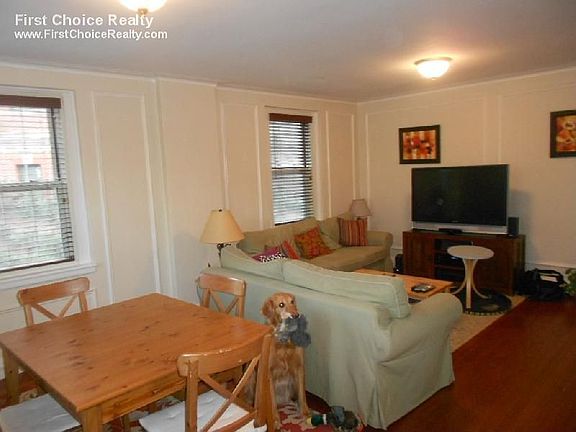 5th image of 1450-1454 Beacon St #242