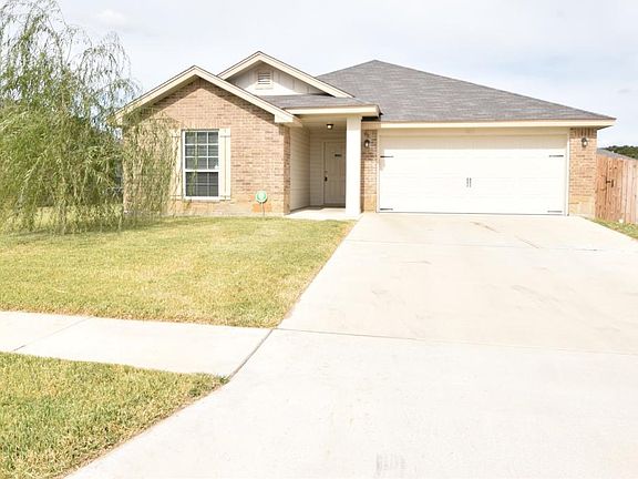 2nd image of 2611 Alamocitos Creek Dr