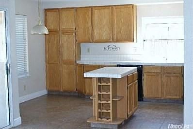 4th image of 1636 G St