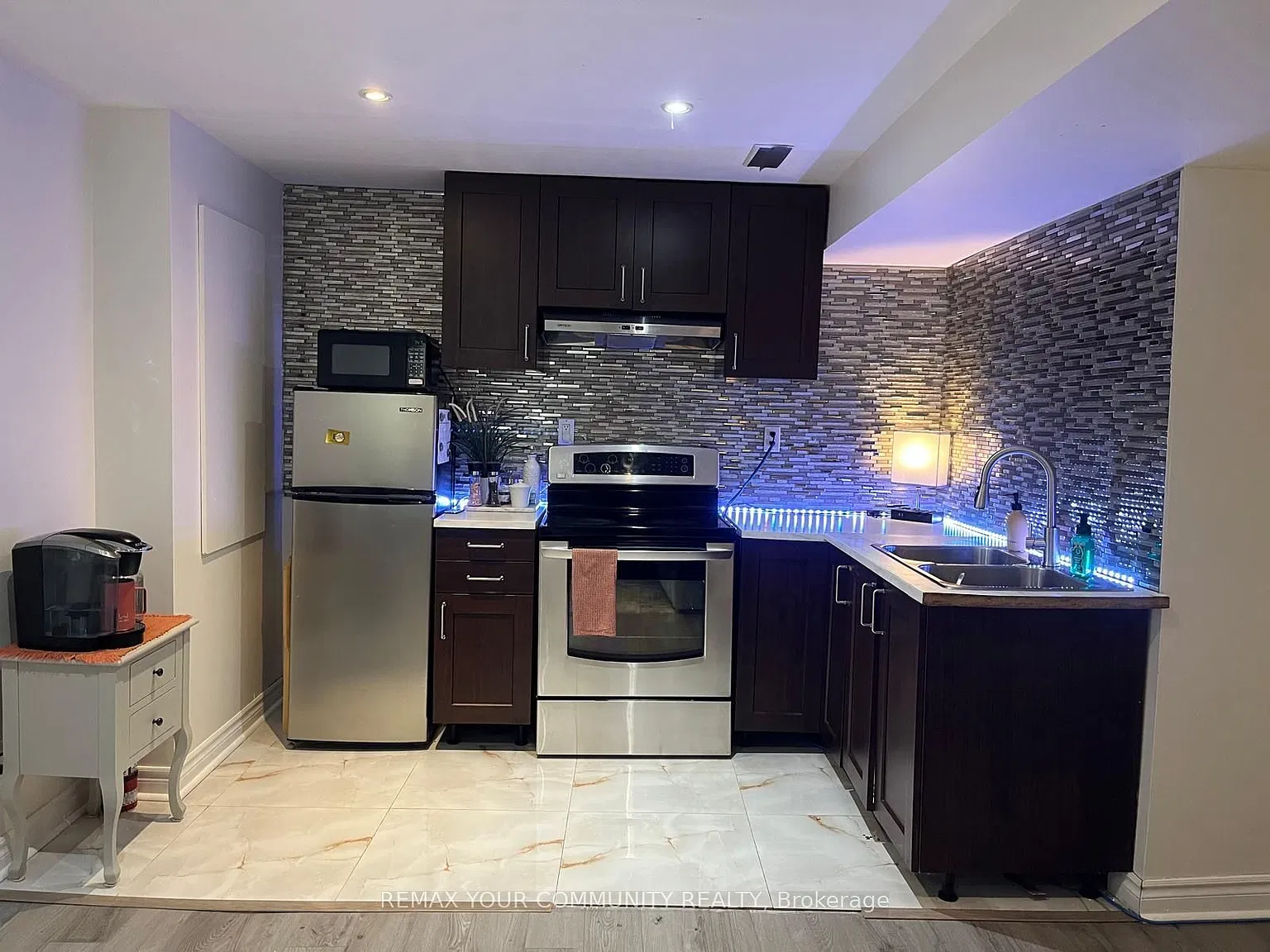 2 bed, $1,800 — Photo 4