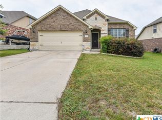 806 Green Meadows Dr, Harker Heights, TX 76548