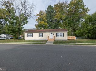 319 Magnolia Ave, Somerdale, NJ 08083
