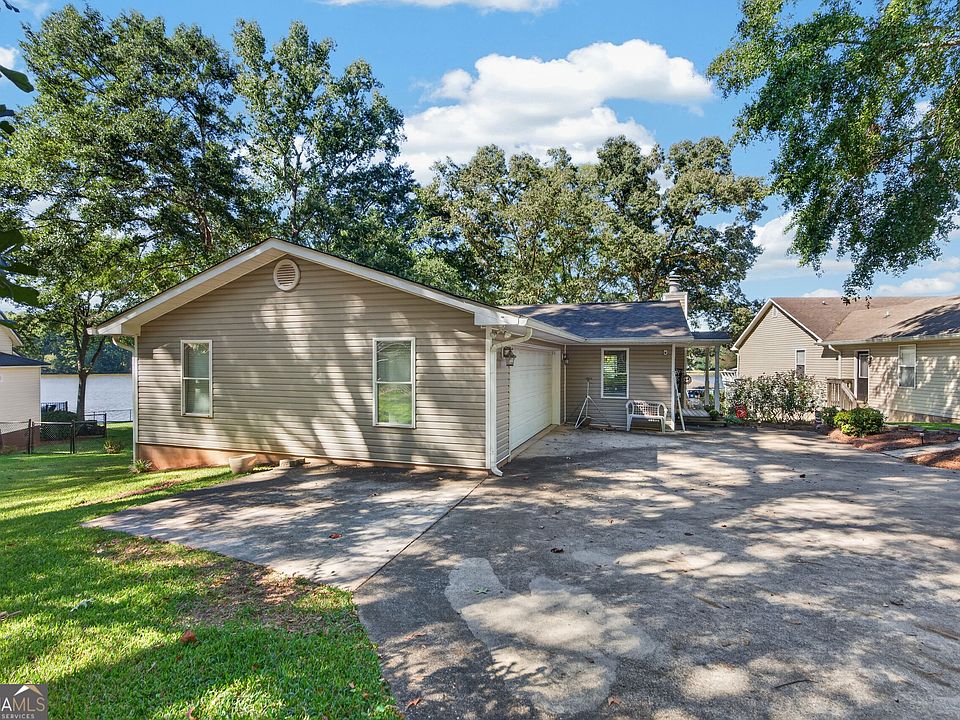 1st image of 174 Honeysuckle Rd NW