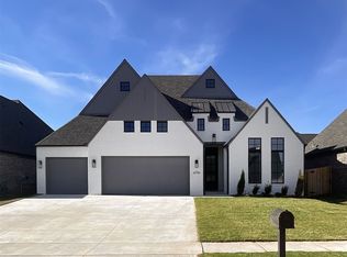 6716 S Gardenia Ave, Broken Arrow, OK 74011