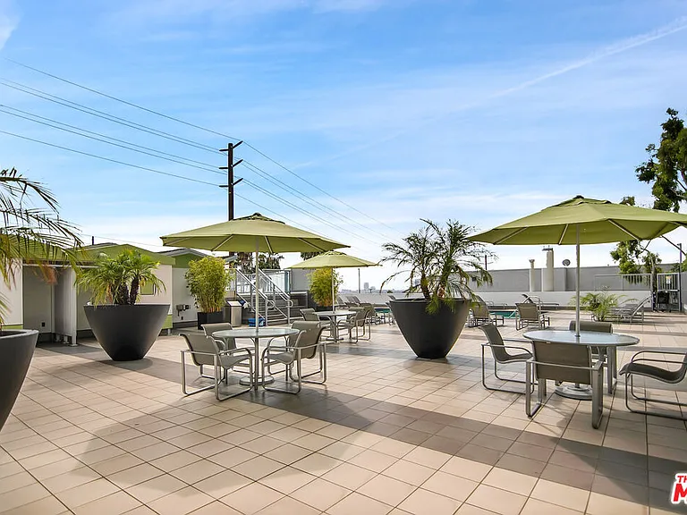 1155 N La Cienega Blvd #1103 — Photo 32