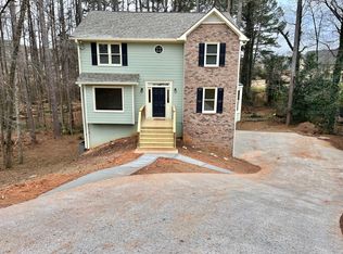 1469 Cheyenne Ct, Stone Mountain, GA 30087