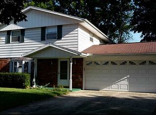 2 Rigby Ct, Fairborn, OH 45324