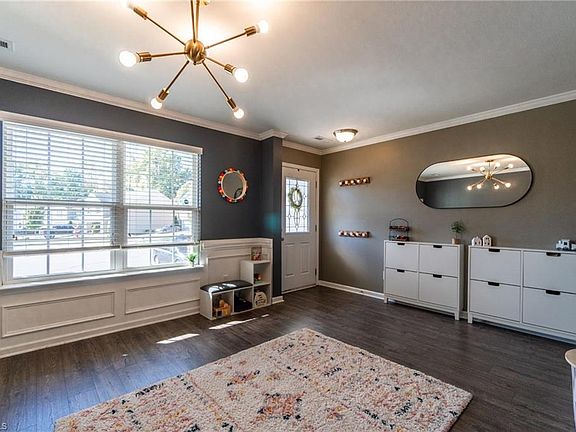 4th image of 4411 Abbey Park Rd