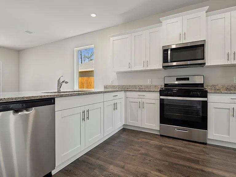 15450 Maple Terrace Dr — Photo 8