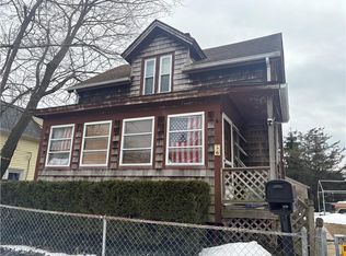 56 Knowlton St, Riverside, RI 02915