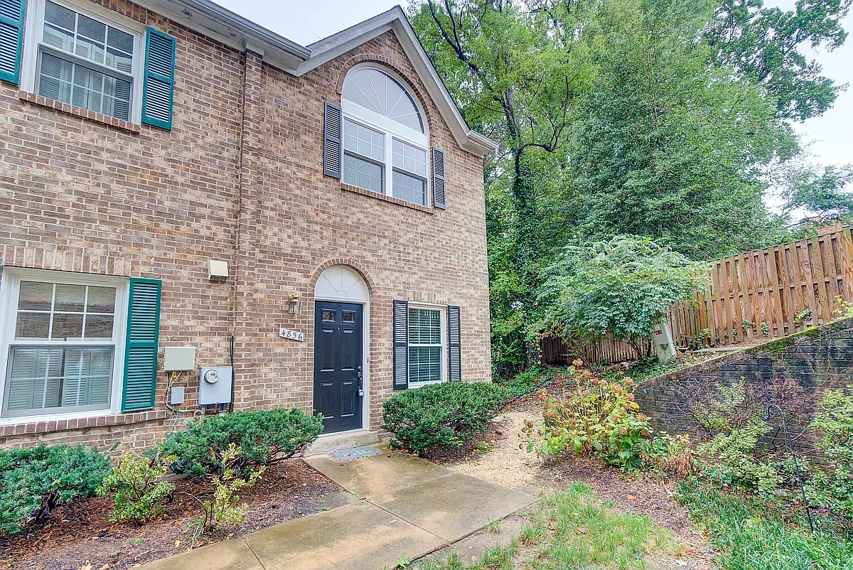 3 bed, 1801 sqft, $3,550 — Photo 1