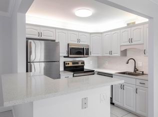 "D", Delray Beach, FL 33446