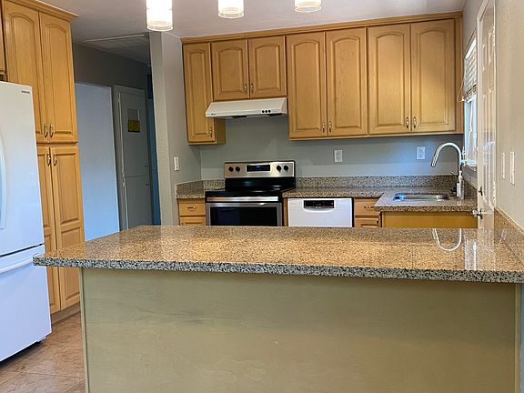 2nd image of 2853 Regnart Way