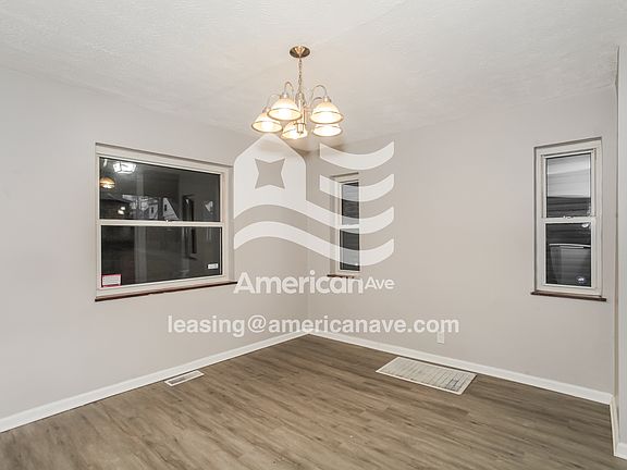 5-Dining Room