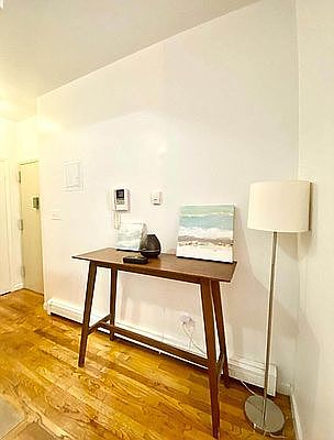 3rd image of 163 Attorney St APT 4A