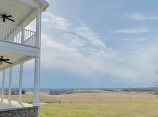 1020 P Carter Rd, Tompkinsville, KY 42167