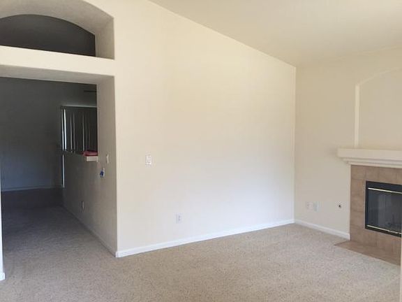 3rd image of 9044 Fernway Ct